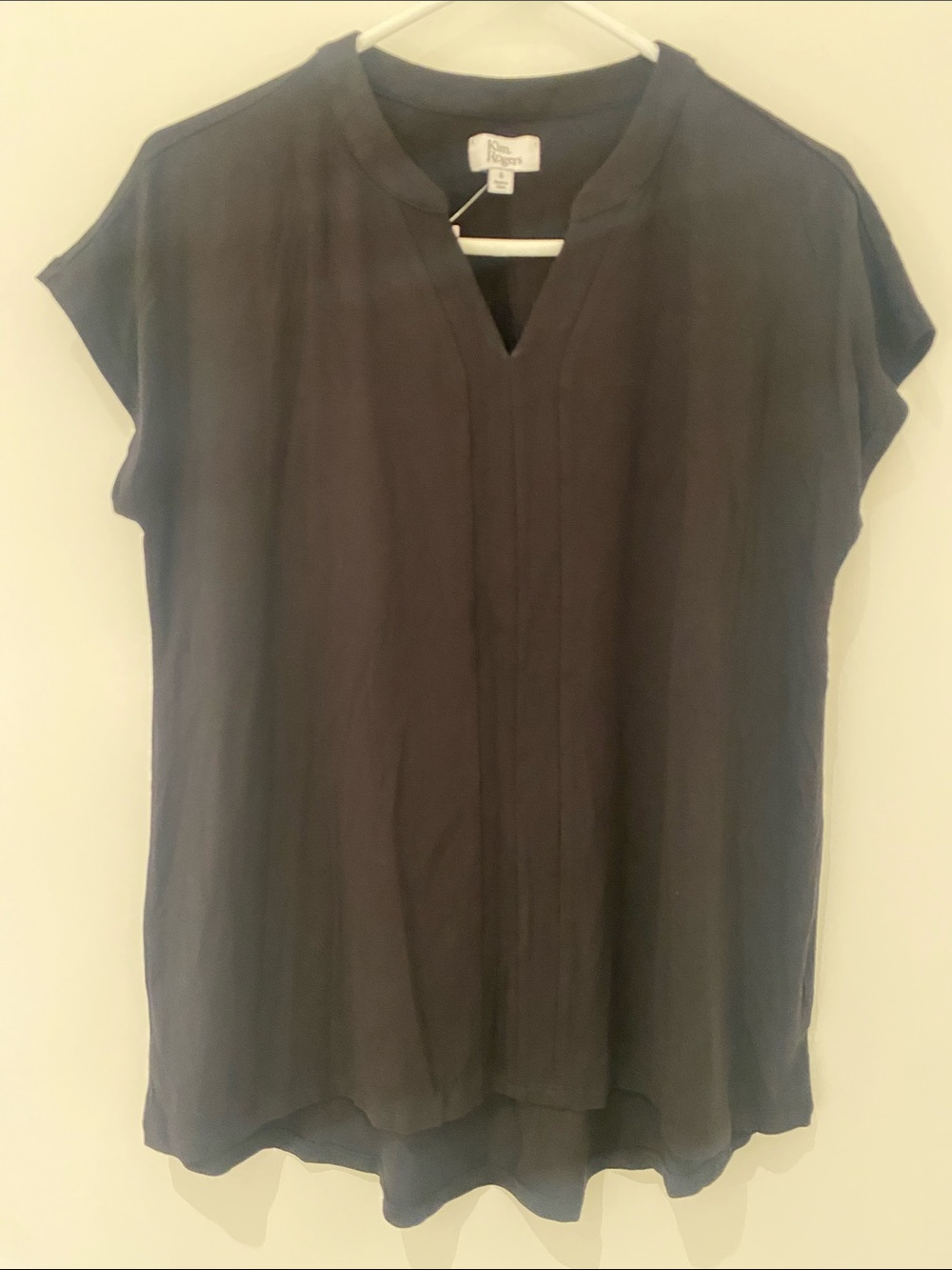 NWT Kim Rogers Julianna V-Neck Short Sleeve High/Low Hem Top Blouse Black S